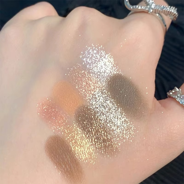 Biya Makeup High Pigmented Eyeshadow Palette Makeup Cosmetics 15 Colors Powder Glitter Eyeshadow Palette